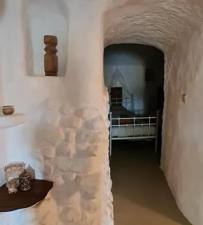 Cuevas Coloraos - La Residencia