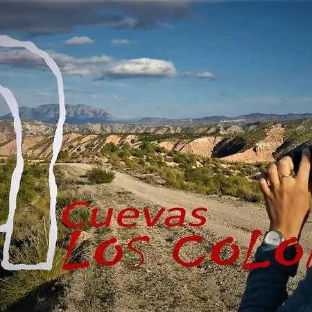 Cuevas Coloraos - La Residencia Villanueva de las Torres